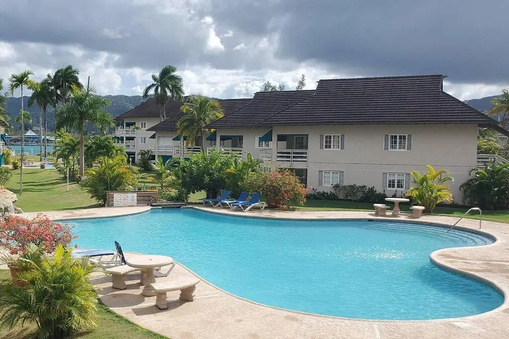 Chalet Cassie Apartment Montego Bay