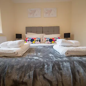 London Heathrow Serviced Apartment Ashford (Surrey)